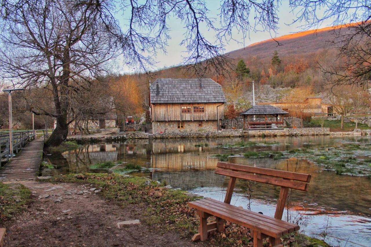 Willa Honey House Lika Gospić Zewnętrze zdjęcie